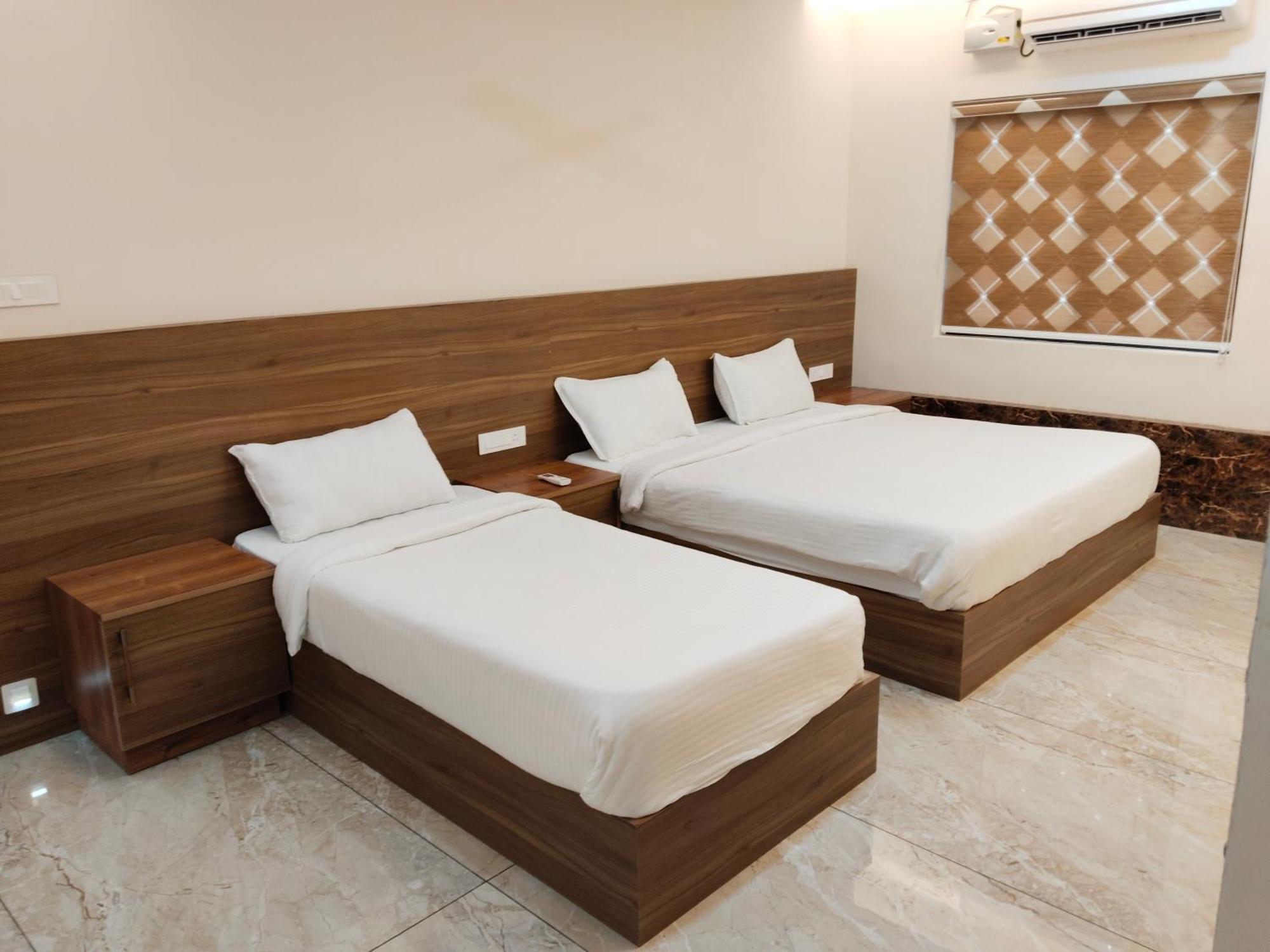 Hotel Krishnakripa Premium Residency Kochi Exterior foto