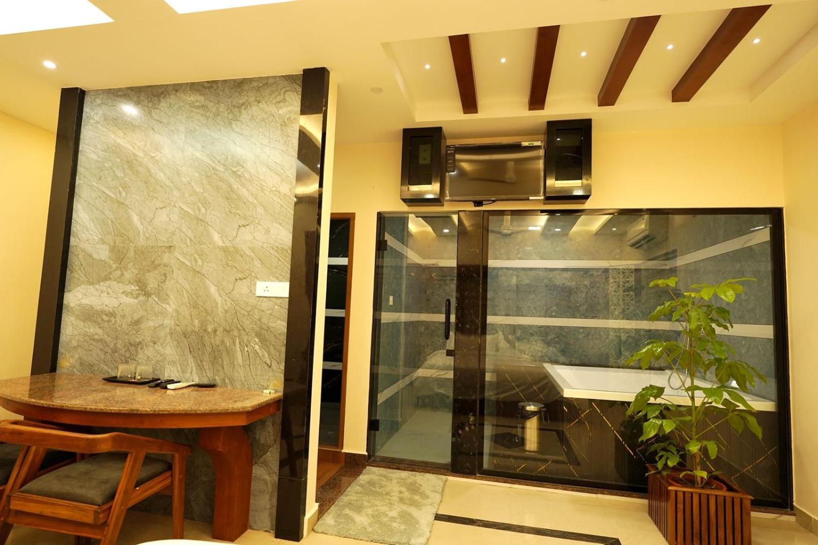 Hotel Krishnakripa Premium Residency Kochi Exterior foto